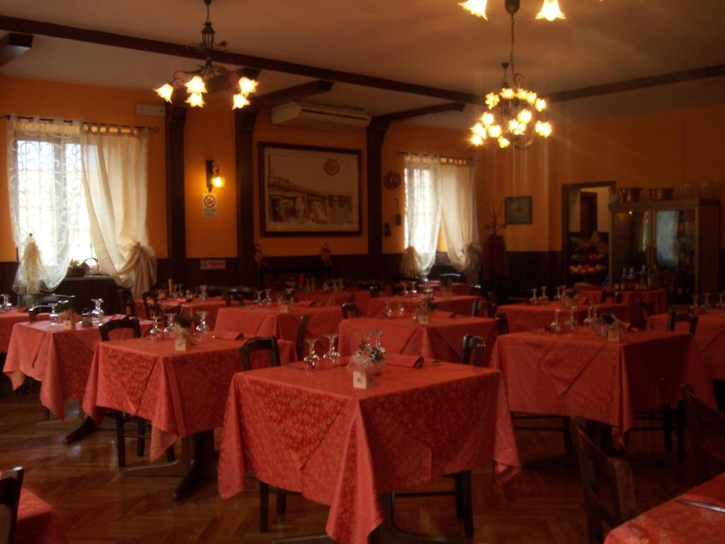 Nuovo Hotel Tripoli Settimo Vittone Экстерьер фото